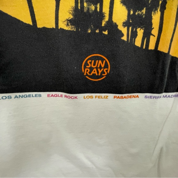 H&M Thin White T-Shirt with California Graphic.  Men’s XS.  EUC - Picture 4 of 4